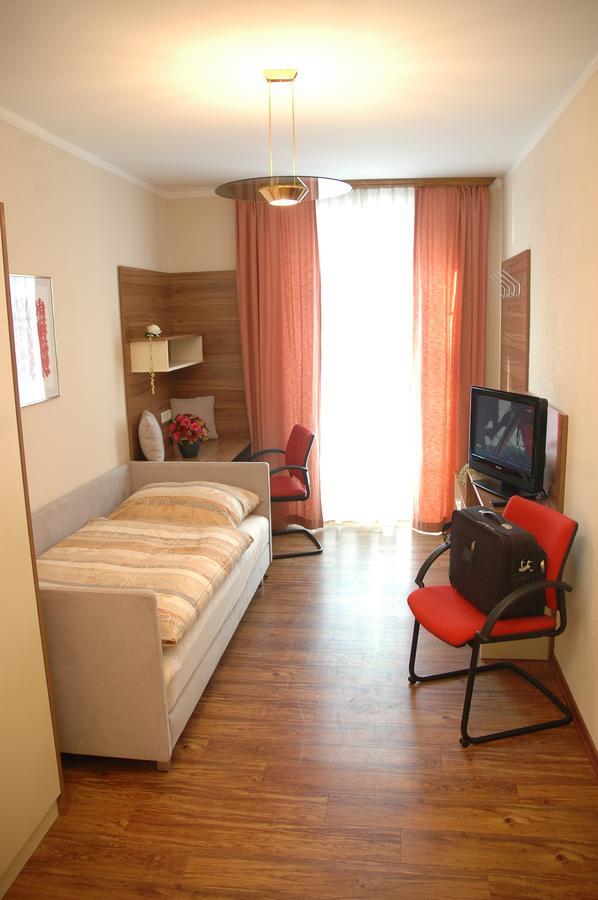 Hotel Garni Daniela Urich Schwanenstadt Exterior photo