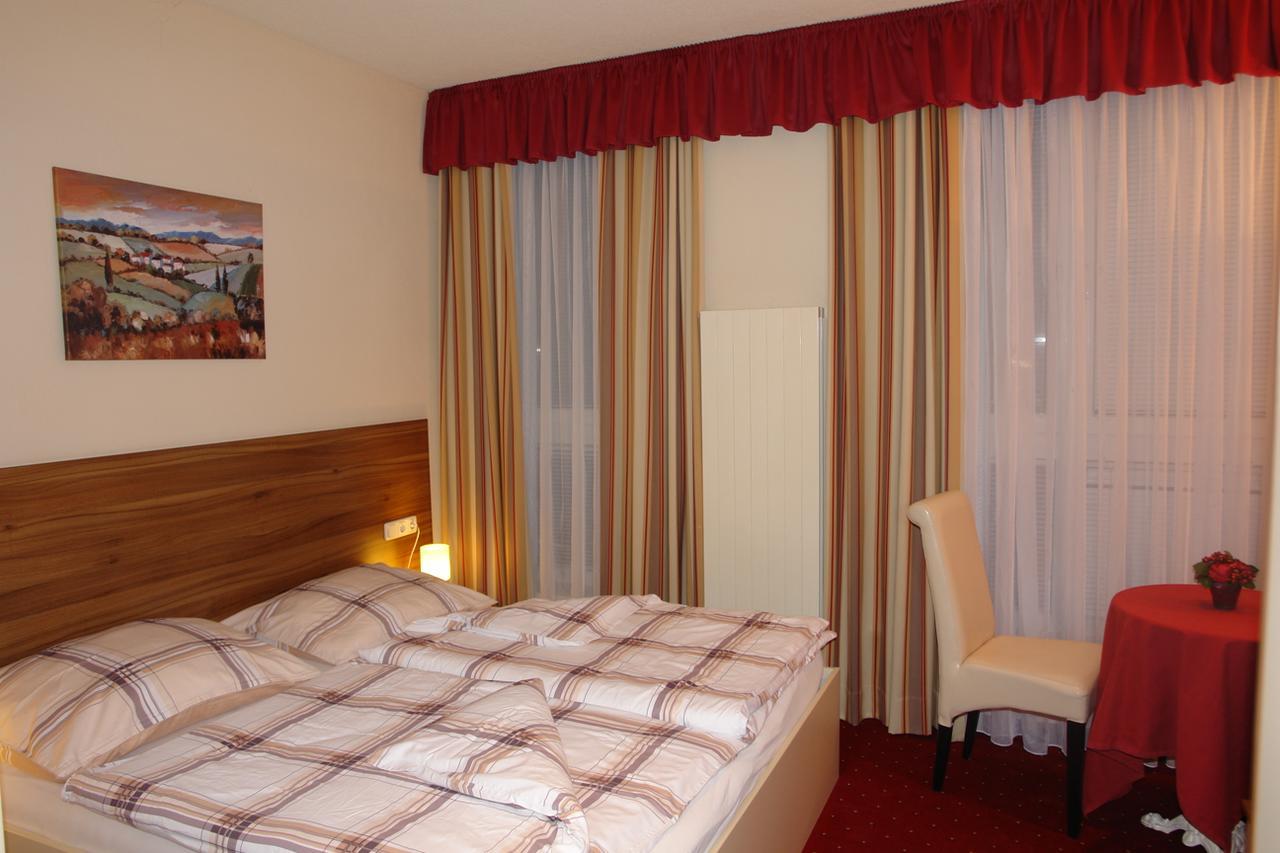 Hotel Garni Daniela Urich Schwanenstadt Exterior photo